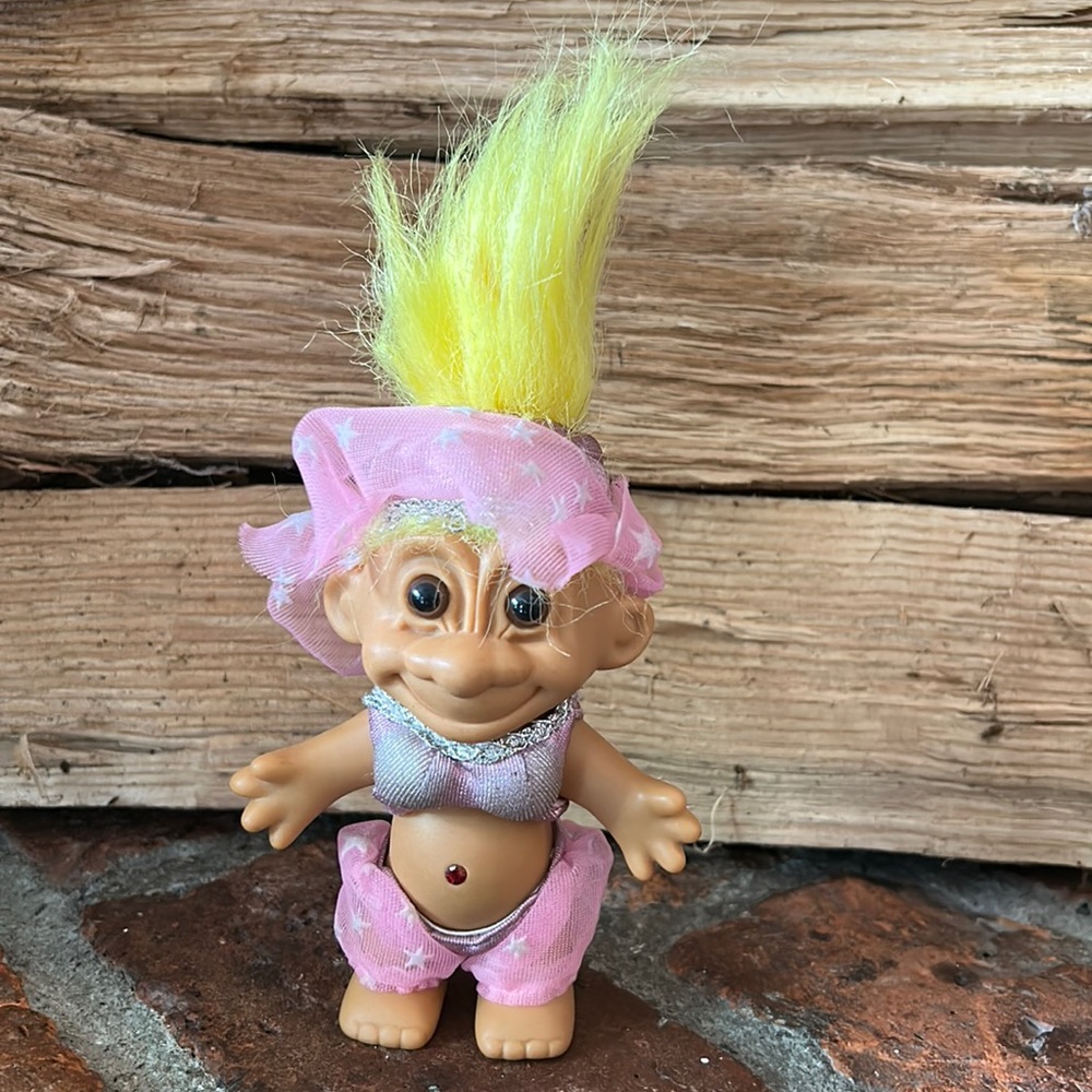 Vintage Russ Troll Belly Dancer jewel